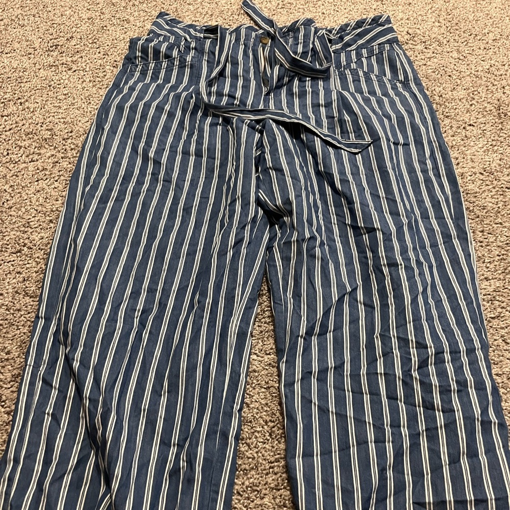 American eagle pants